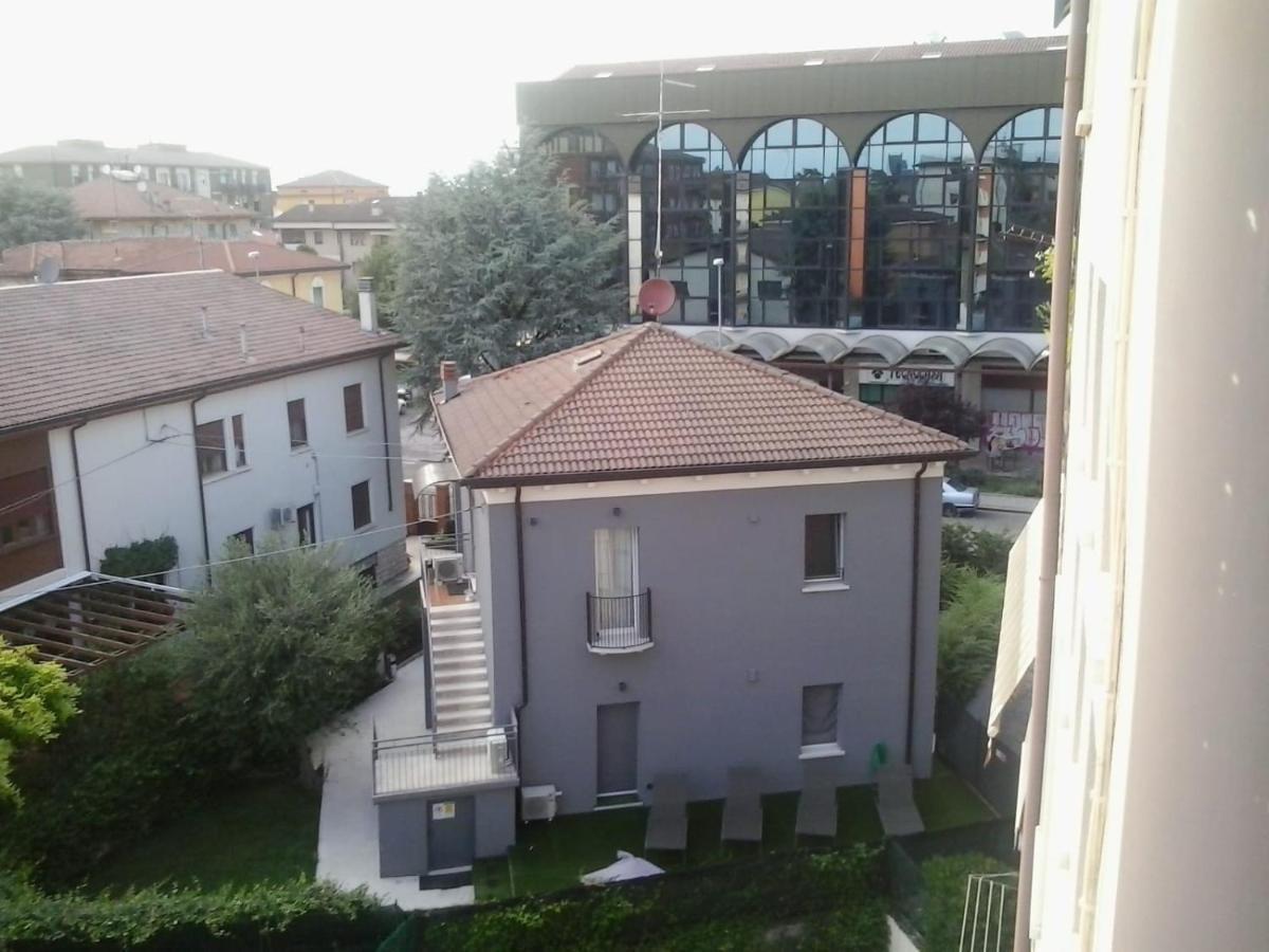 B&B Relax Rooms - Villa Murari Bra Verona Bagian luar foto