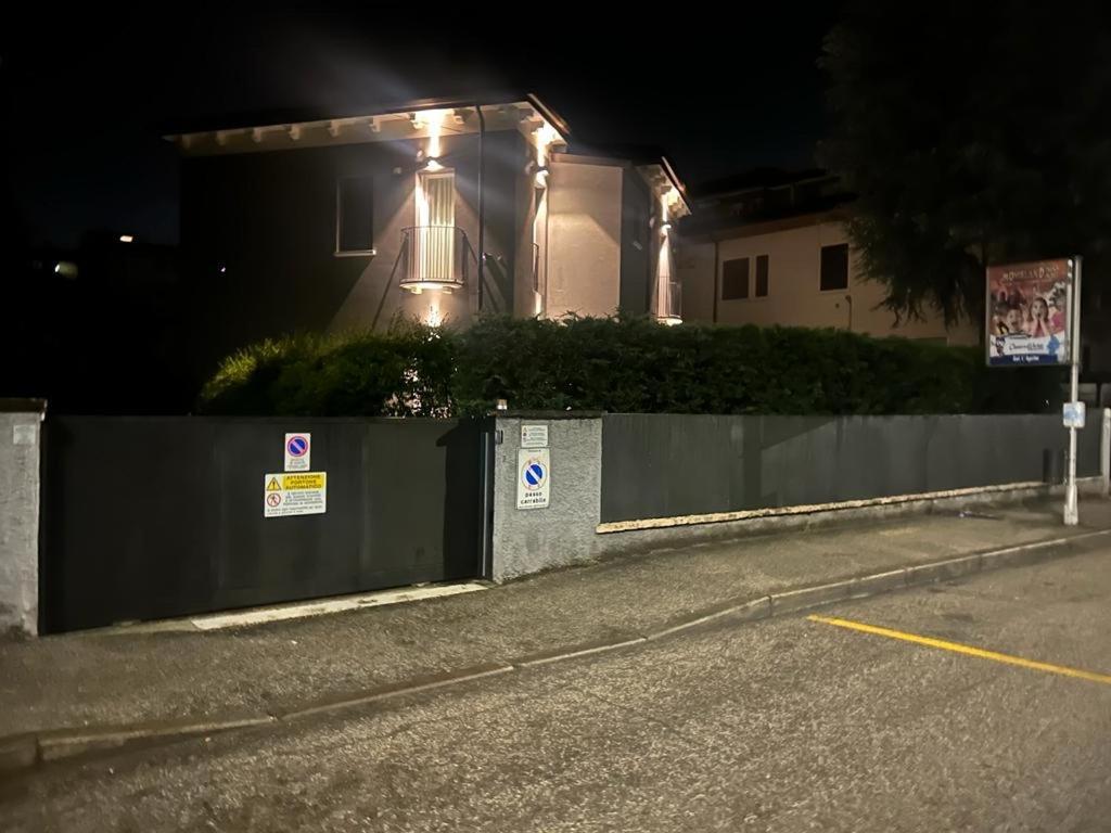 B&B Relax Rooms - Villa Murari Bra Verona Bagian luar foto