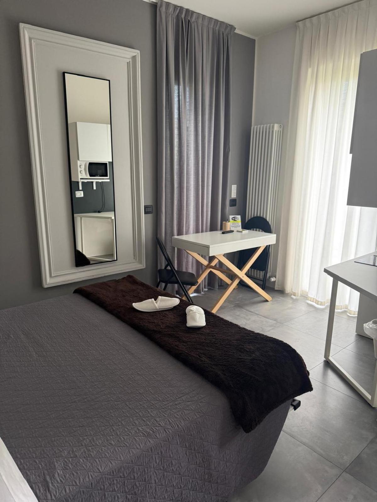 B&B Relax Rooms - Villa Murari Bra Verona Bagian luar foto